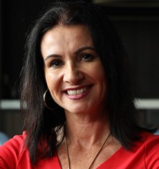 Lydia Kav